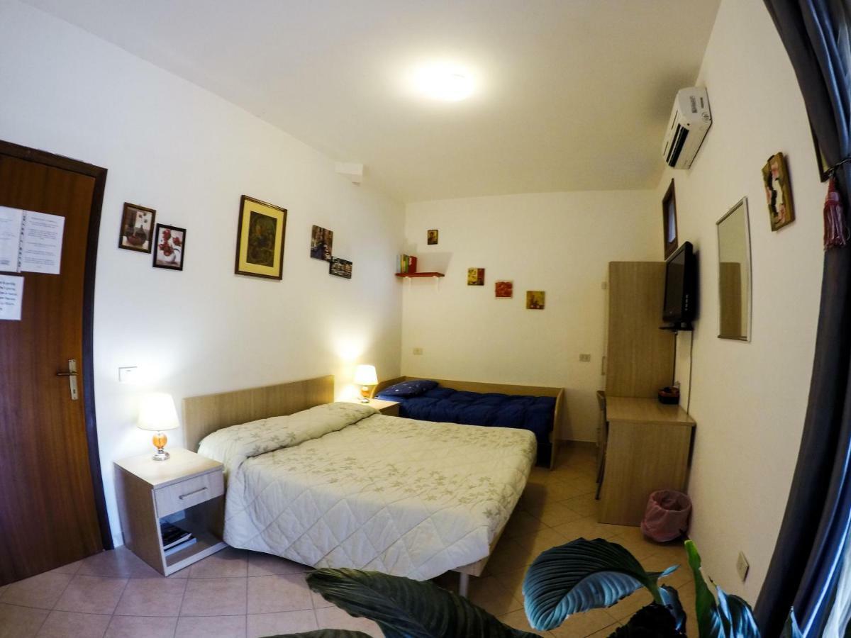 Villa Le Cascatelle Cerveteri Habitación foto